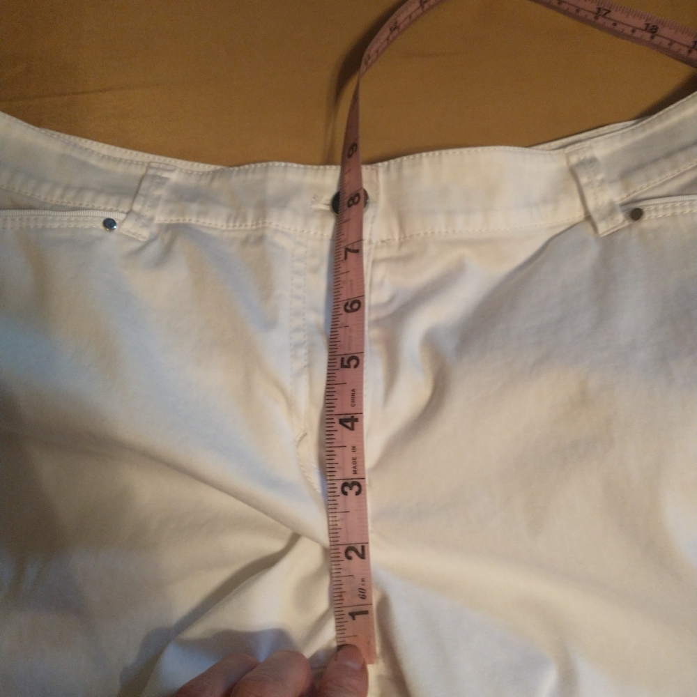 White House Black Market White Straight Leg  Cropped Jeans - Picture 10 of 12